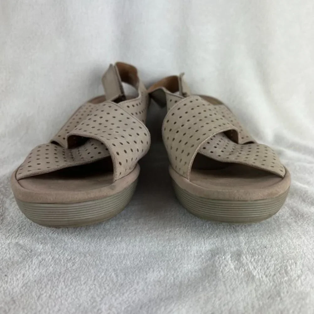 Clarks Reedly Variel‎ Slingback Platform Wedge Sandals 12 Womens Beige Nubuck